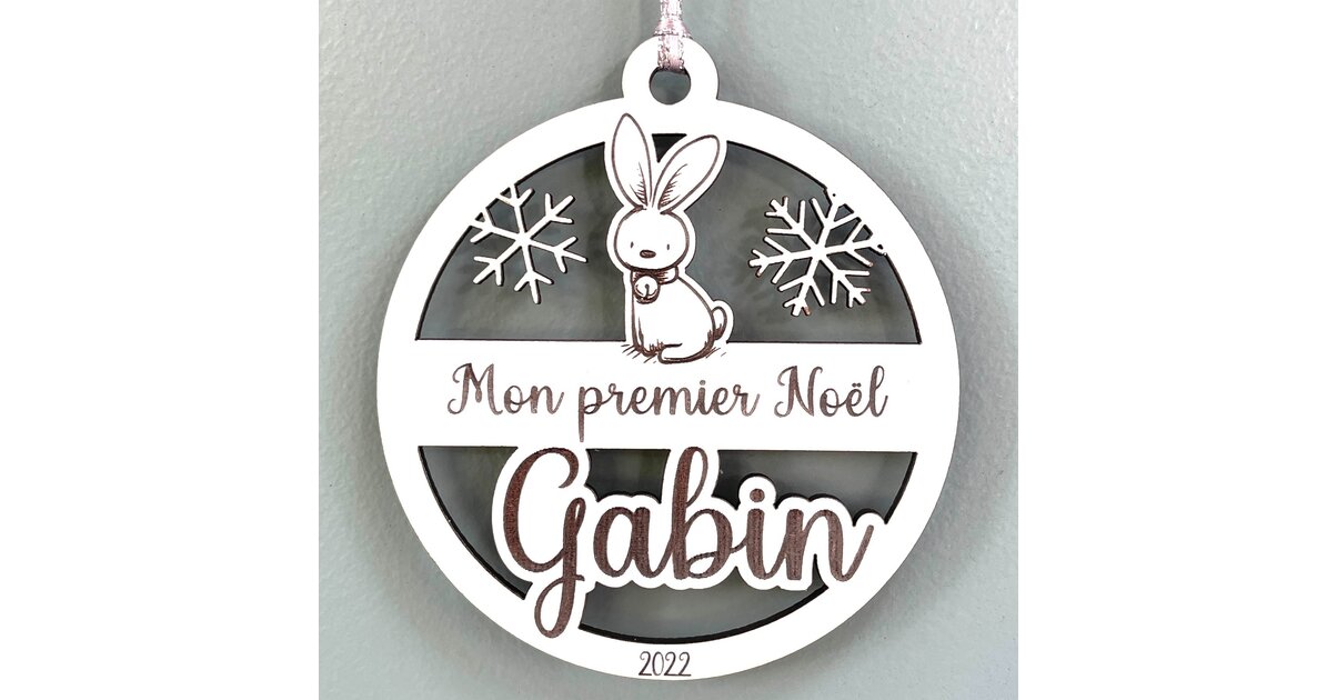 Boule de noël personnalisée en bois motif lapin, mon premier noël